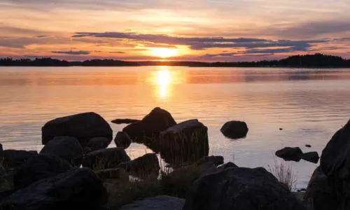 Kvällsvy över Söderhamns skärgård