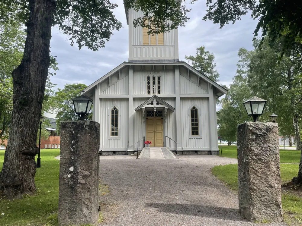 Sandarne kyrka