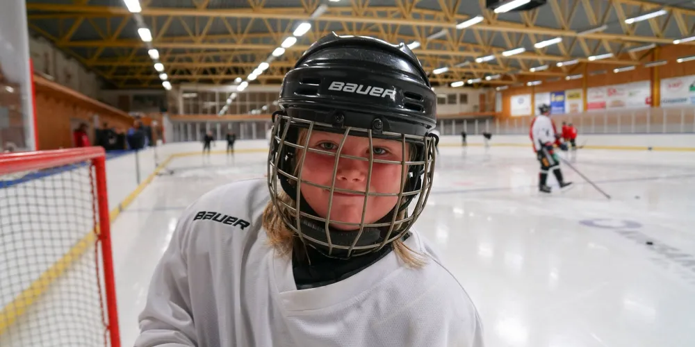 Skridskoåkning i bandyhallen