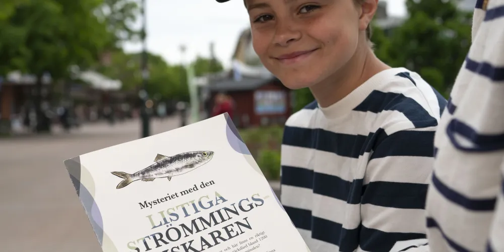 vandra efter stadsnära ledtrådar, klura ut mysteriet över en härlig fika